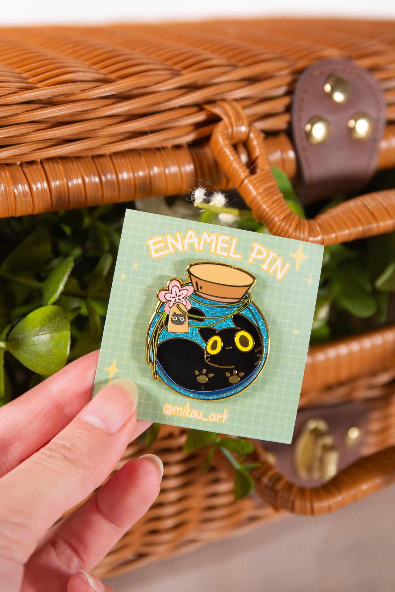 Black Cat Magical Potion Enamel Pin | Liquid Cat Serie | Mikou Original Art