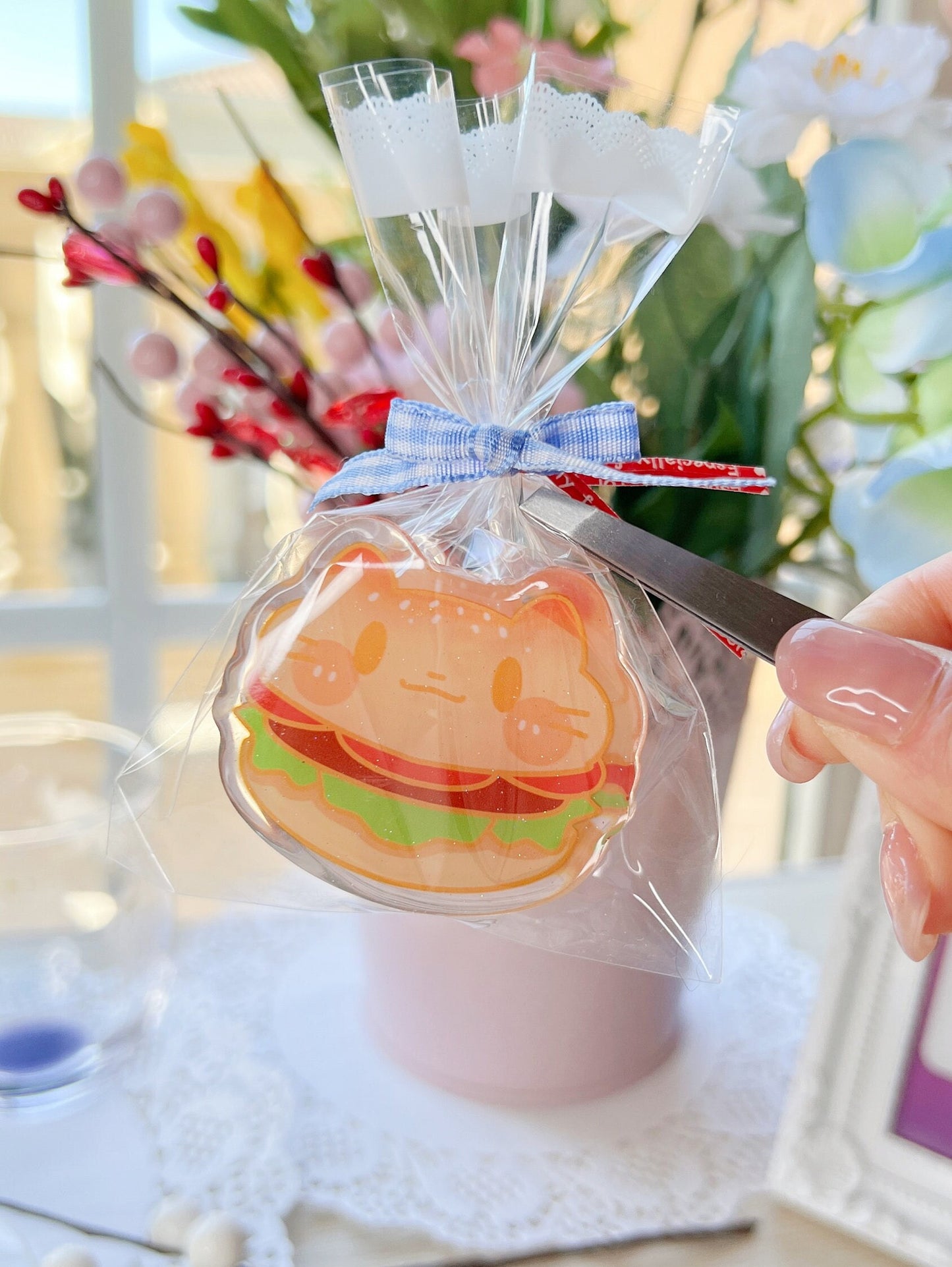 Cute Burger Cat Epoxy Acrylic Clips | Mikou Original Art