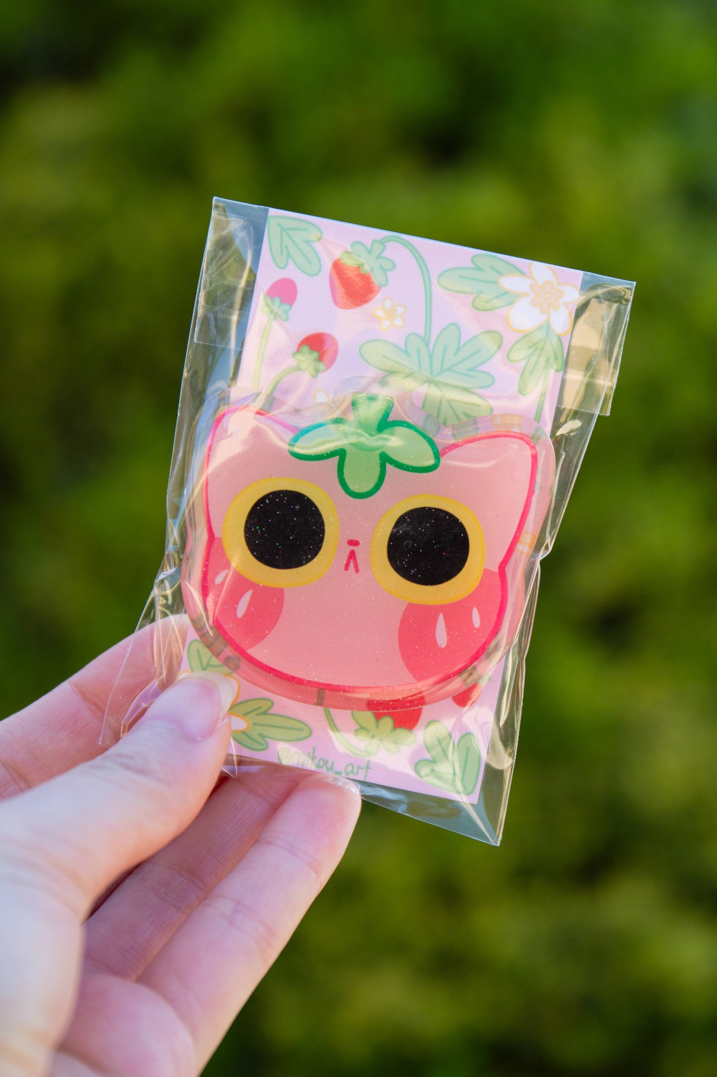 Strawberry Kitty Epoxy Acrylic Phone Grips/Holder | "That's My Cat" Serie | MikouArt