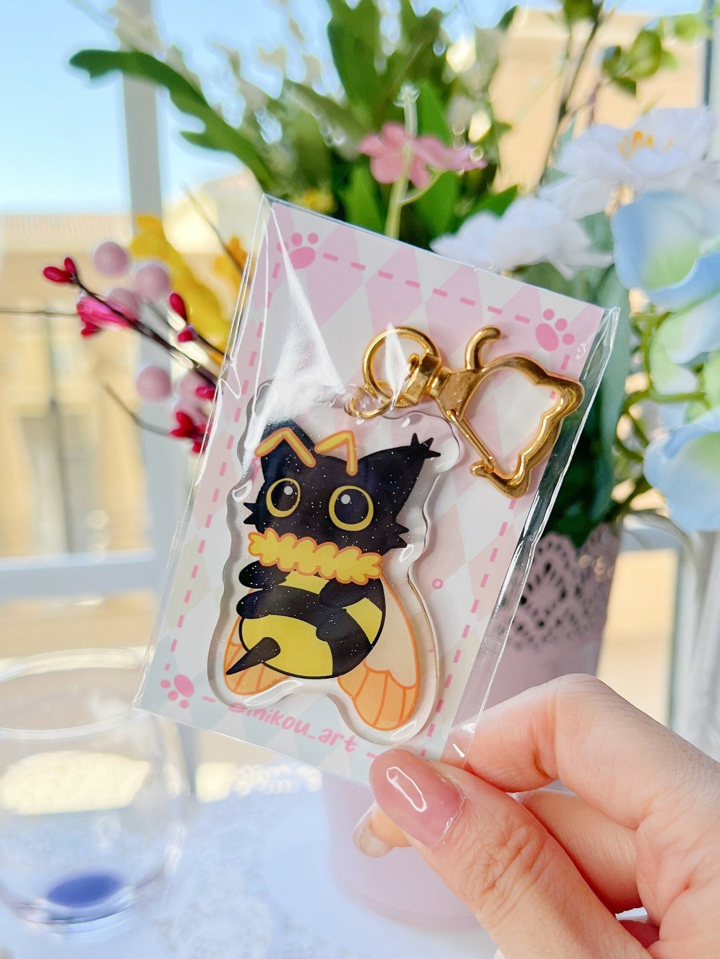 Cute Bee Black Cat Epoxy Acrylic Keychain/Charm | Mikou Original Art