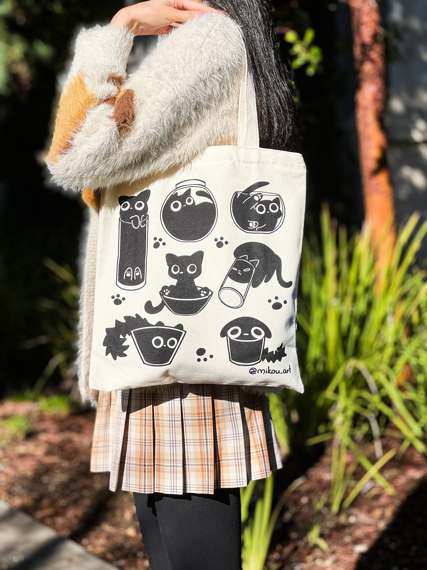 Full of Liquid Cats Cotton Tote Bag | 100% Cotton | Gift for Cat Lovers | Handmade, Durable and Functional | Mikou Original Art