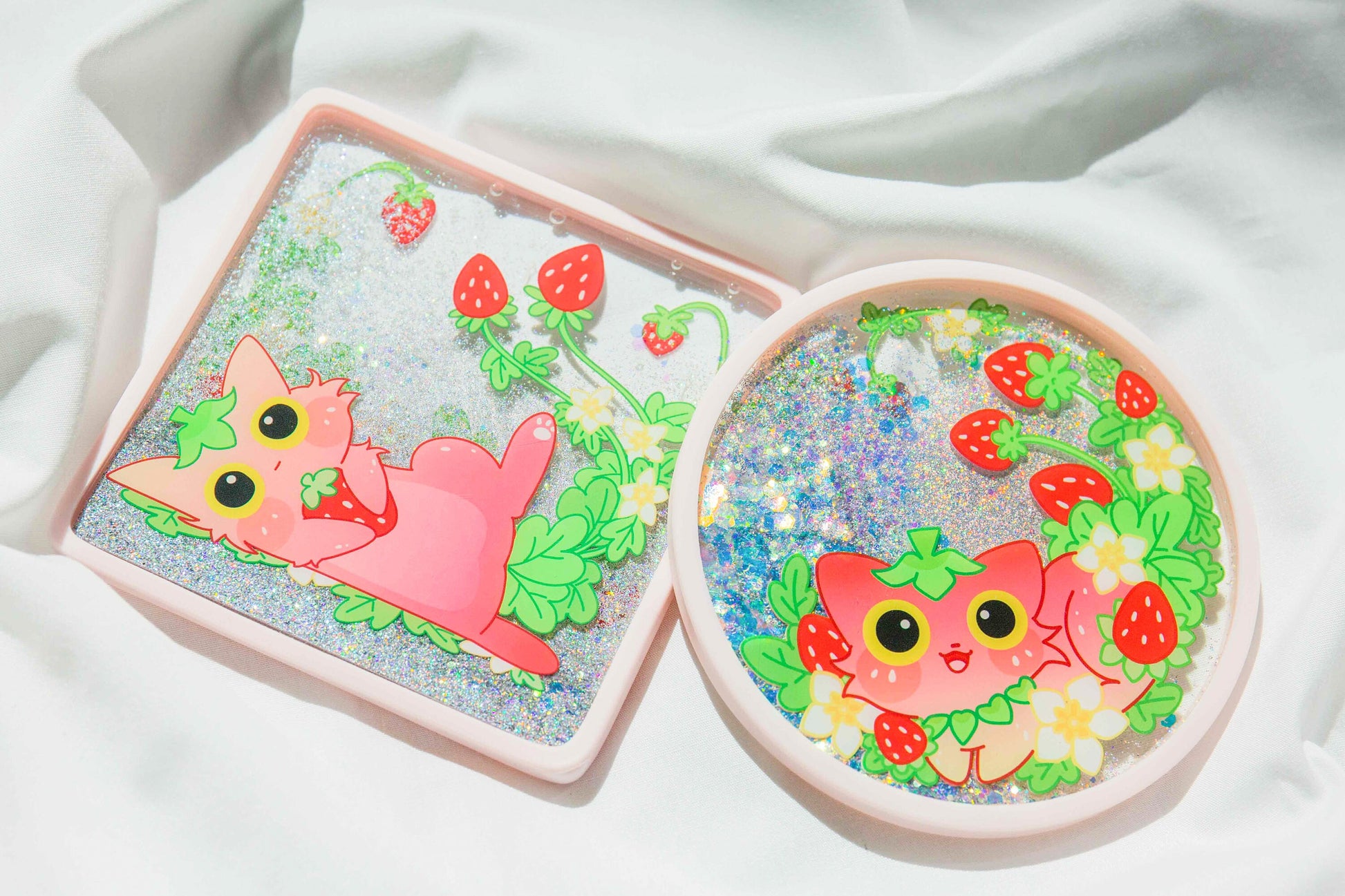 Glitter Quicksand Coaster Blossom Strawberry Cat | Gift for Cat Lovers | Mikou Original Art